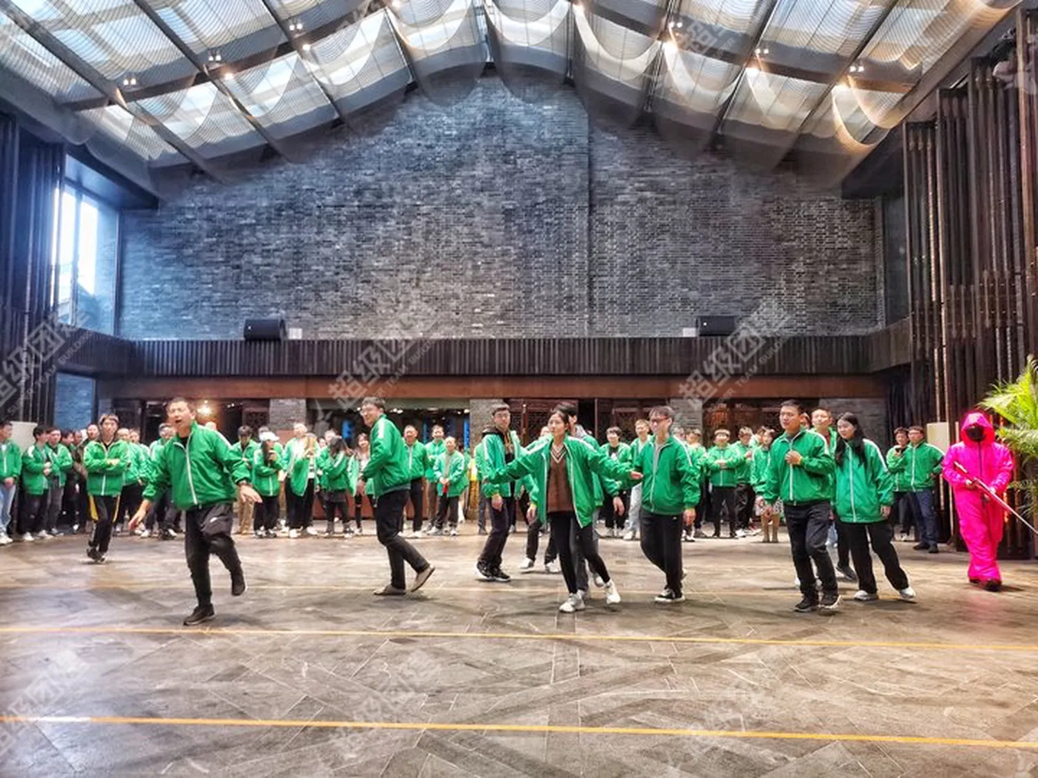 超级团建SuperTB www.tbsuper.com