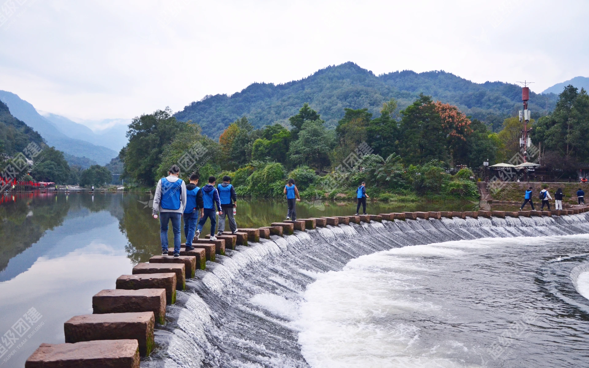 超级团建SuperTB www.tbsuper.com