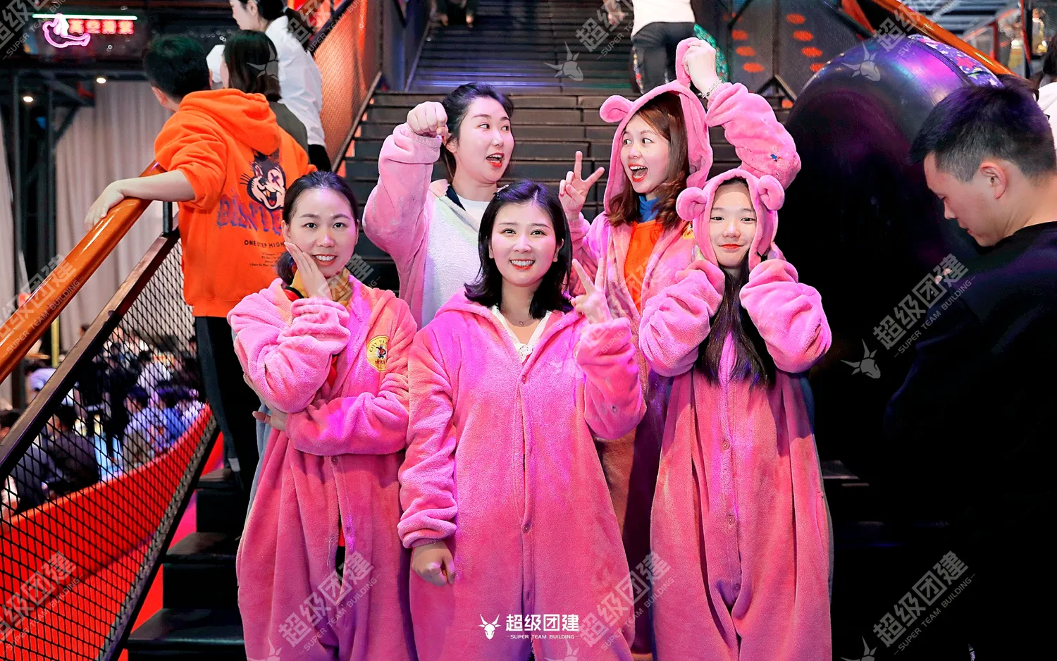 超级团建SuperTB www.tbsuper.com