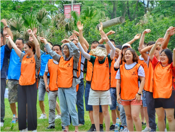 超级团建SuperTB www.tbsuper.com