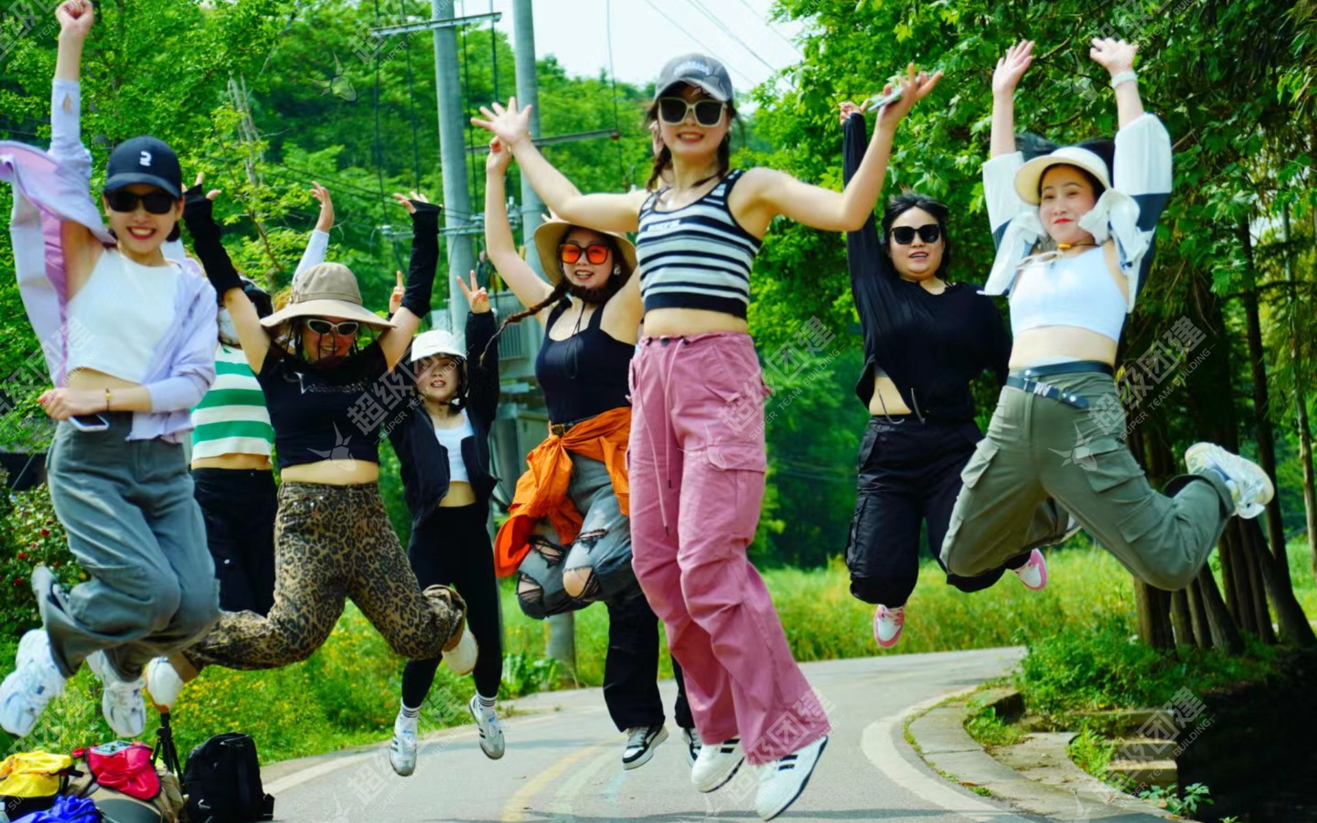 超级团建SuperTB www.tbsuper.com