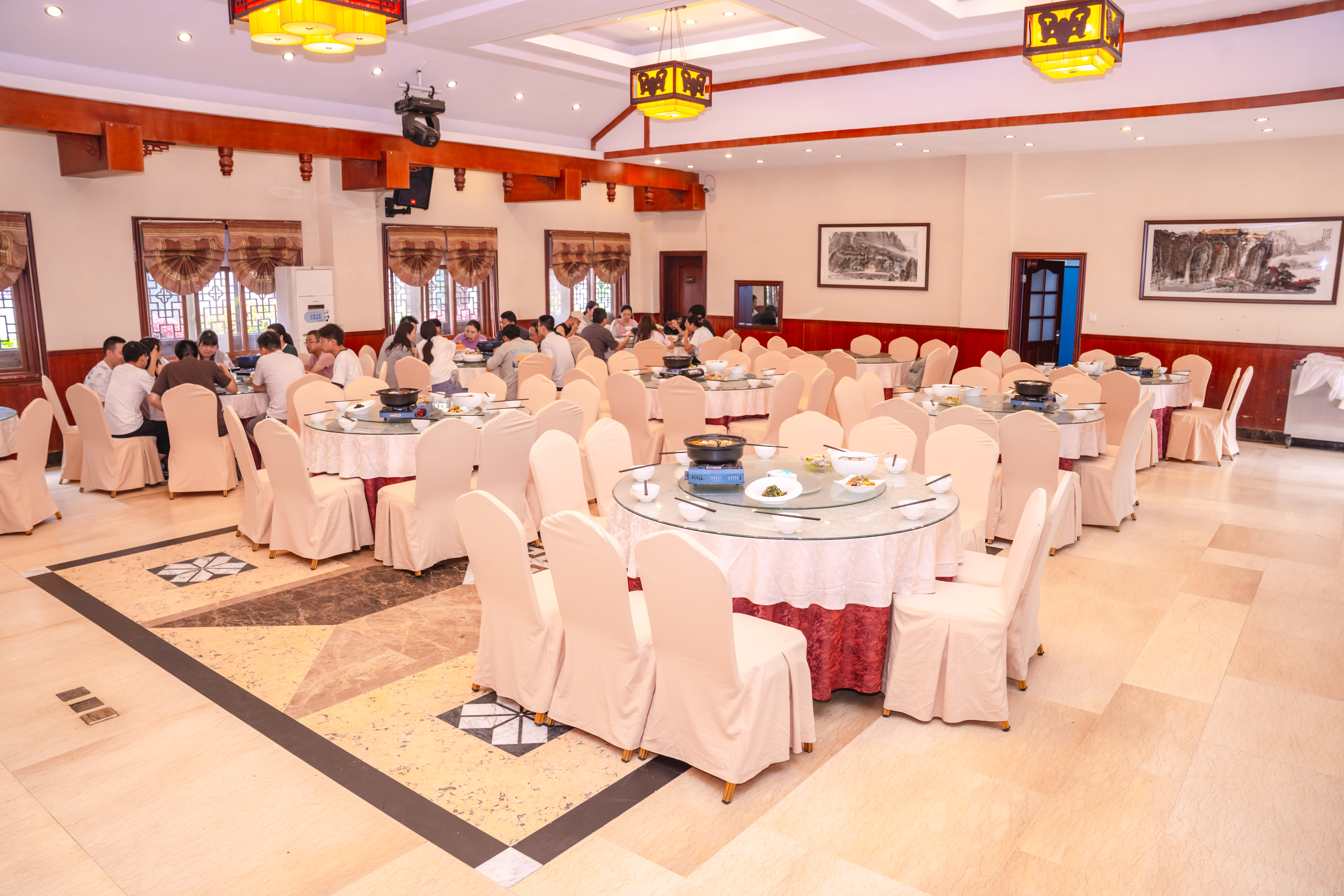 超级团建SuperTB www.tbsuper.com